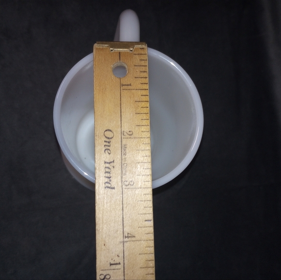 Vintage Milk Glass Mug EUC 5 in Tall - Picture 6 of 6